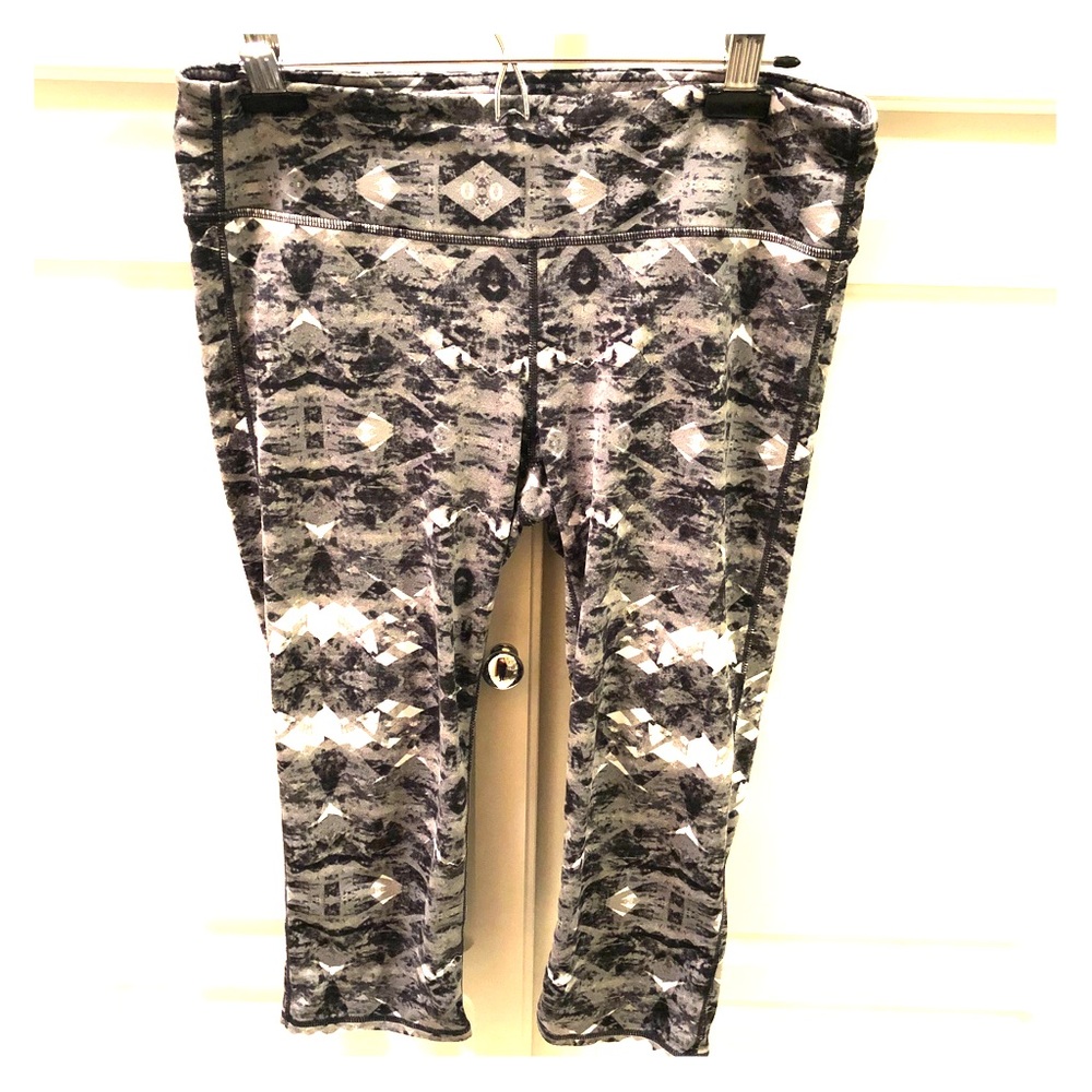 Athleta Women’s Crop Leggings XL